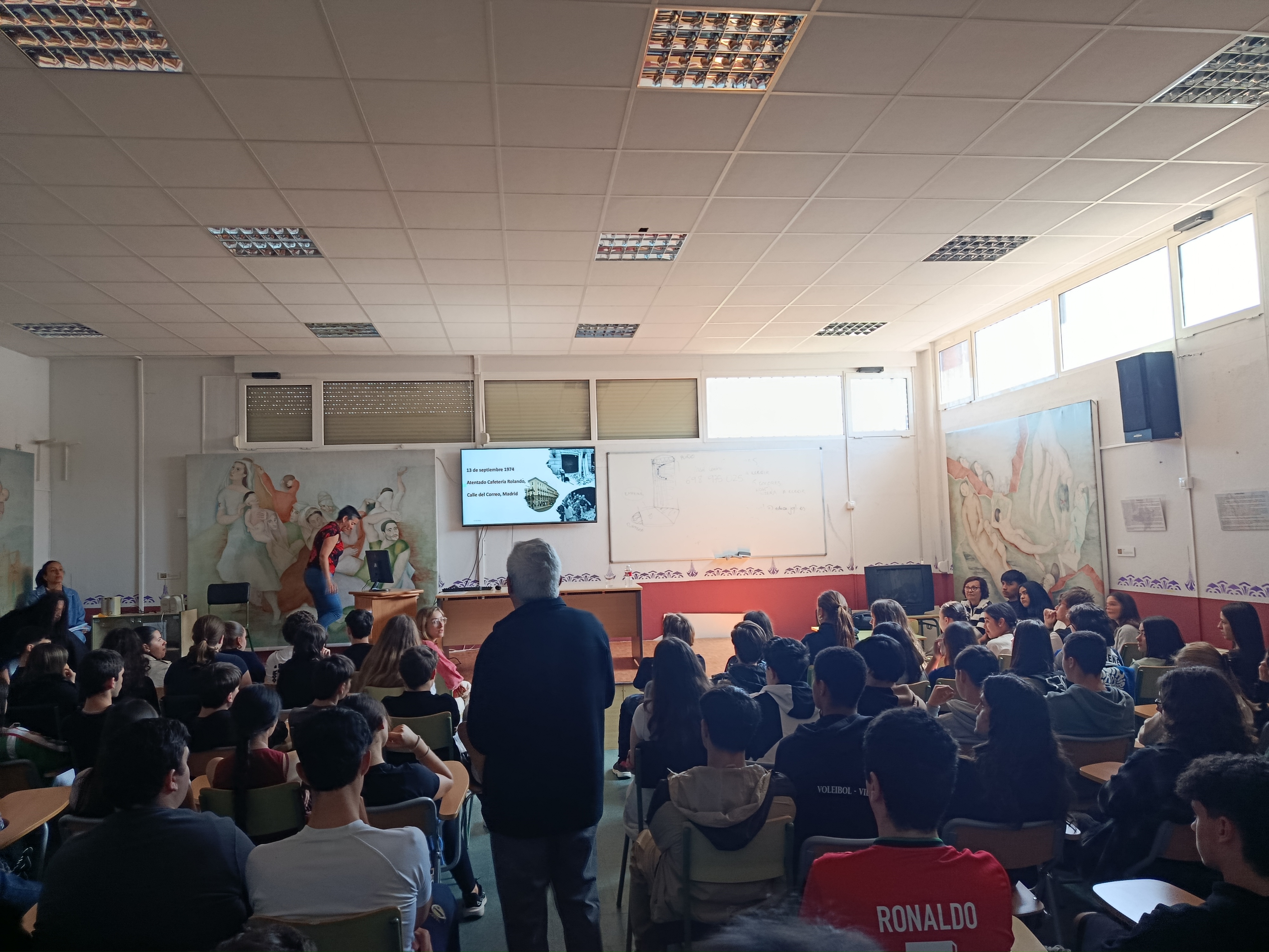 CHARLA_TERRORISMO_26